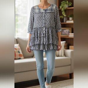 ODDY Tiered Button Down Tunic Raw Edge High Low Hem Gray And Blue Women's Small